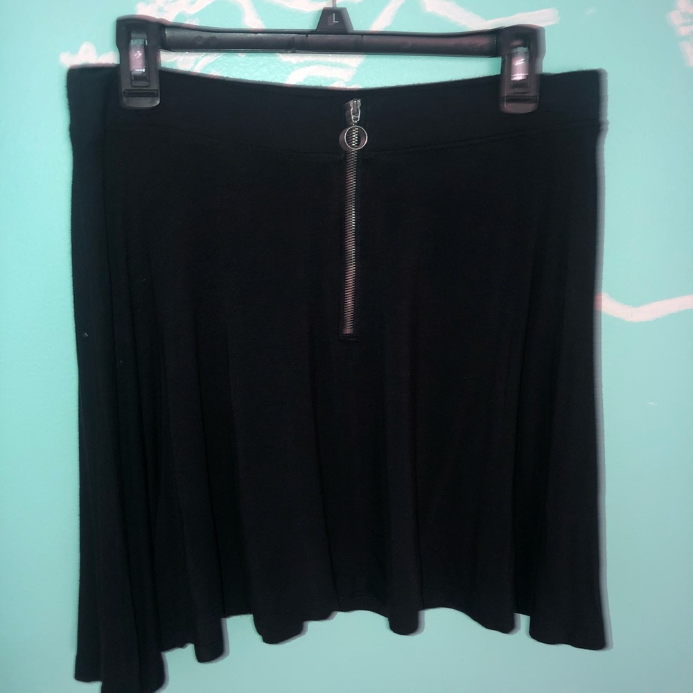 Black skirt